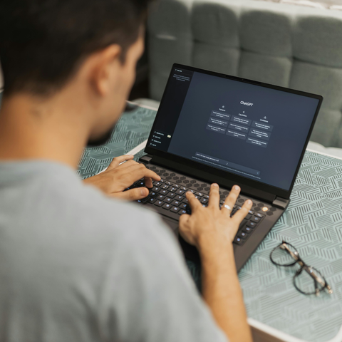 Guide to the Best AI Generators: Photo, Video & Art Software