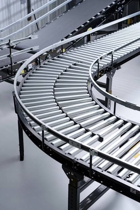 Gravity Roller Conveyors: An Overview of Design and Material Handling Uses